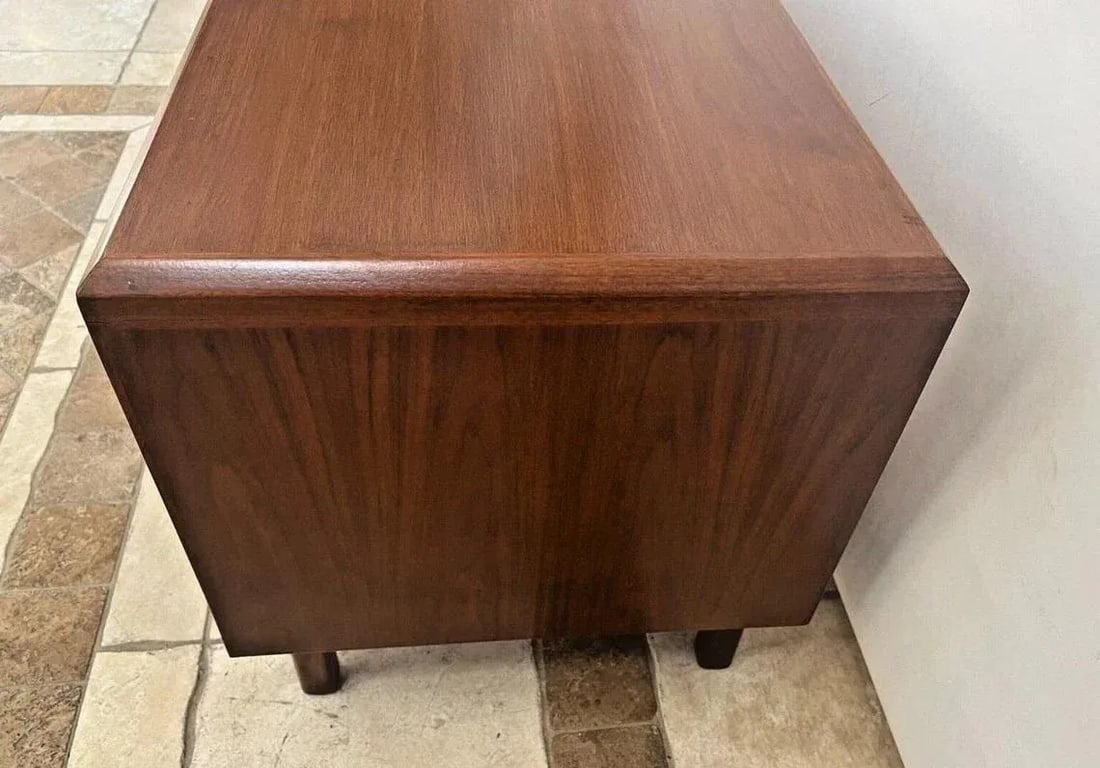1960s Mid Century Modern Magazine Record Cabinet Coffee Table Push Double Doors - 4