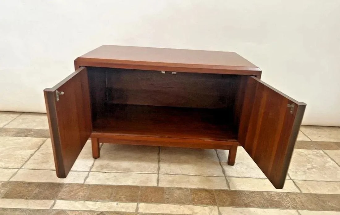 1960s Mid Century Modern Magazine Record Cabinet Coffee Table Push Double Doors - 7