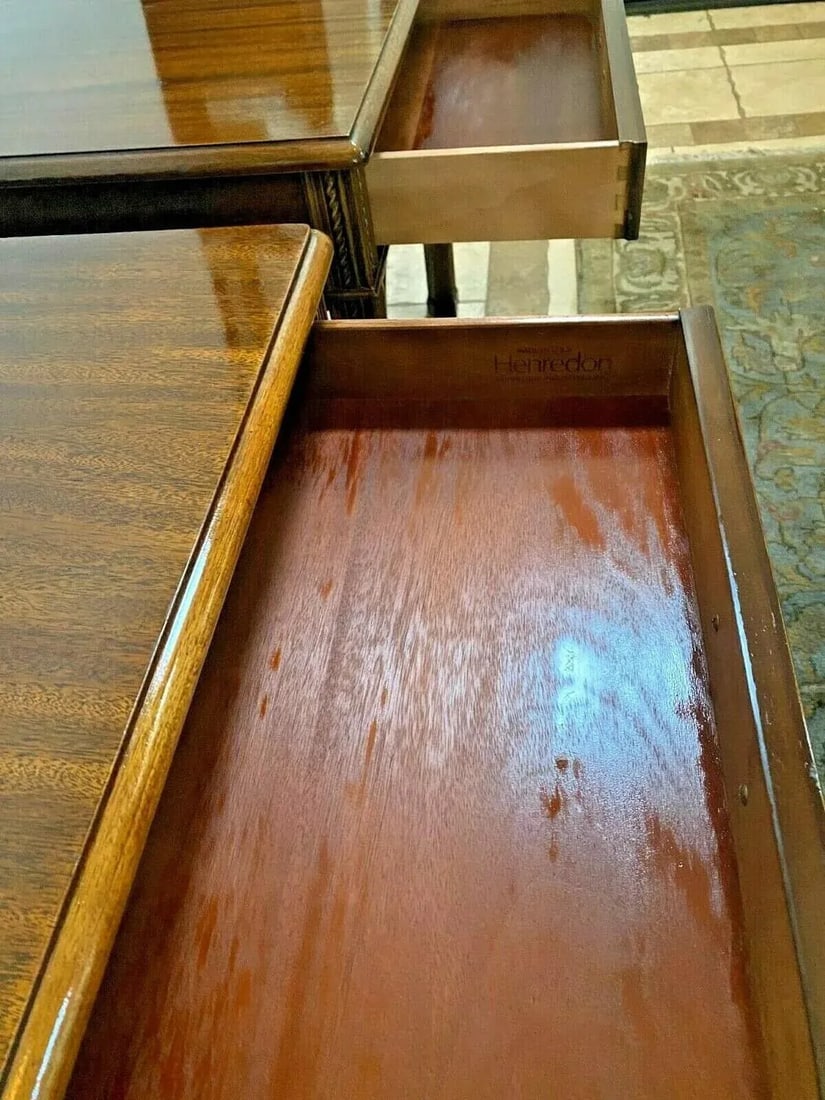1980s Vintage Henredon Side Tables Walnut Nightstands Single Drawer Matching - a Pair - 10