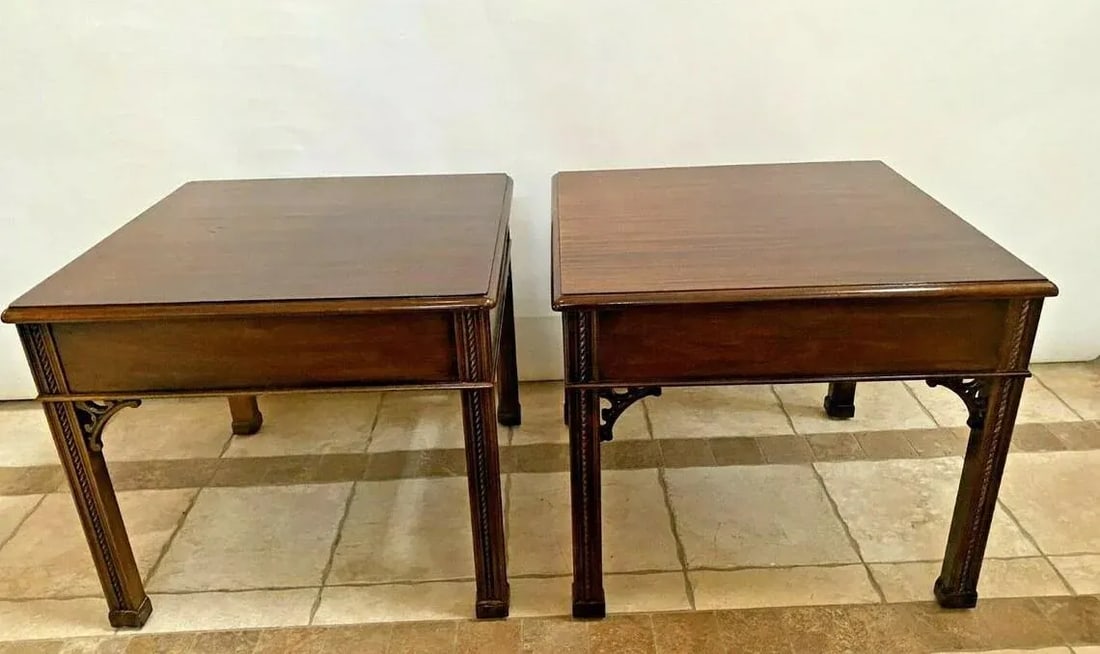 1980s Vintage Henredon Side Tables Walnut Nightstands Single Drawer Matching - a Pair - 5