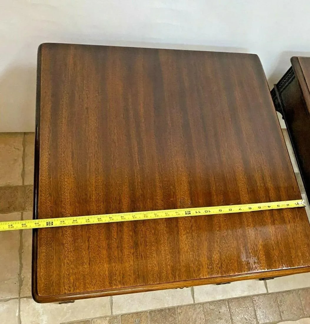1980s Vintage Henredon Side Tables Walnut Nightstands Single Drawer Matching - a Pair - 9