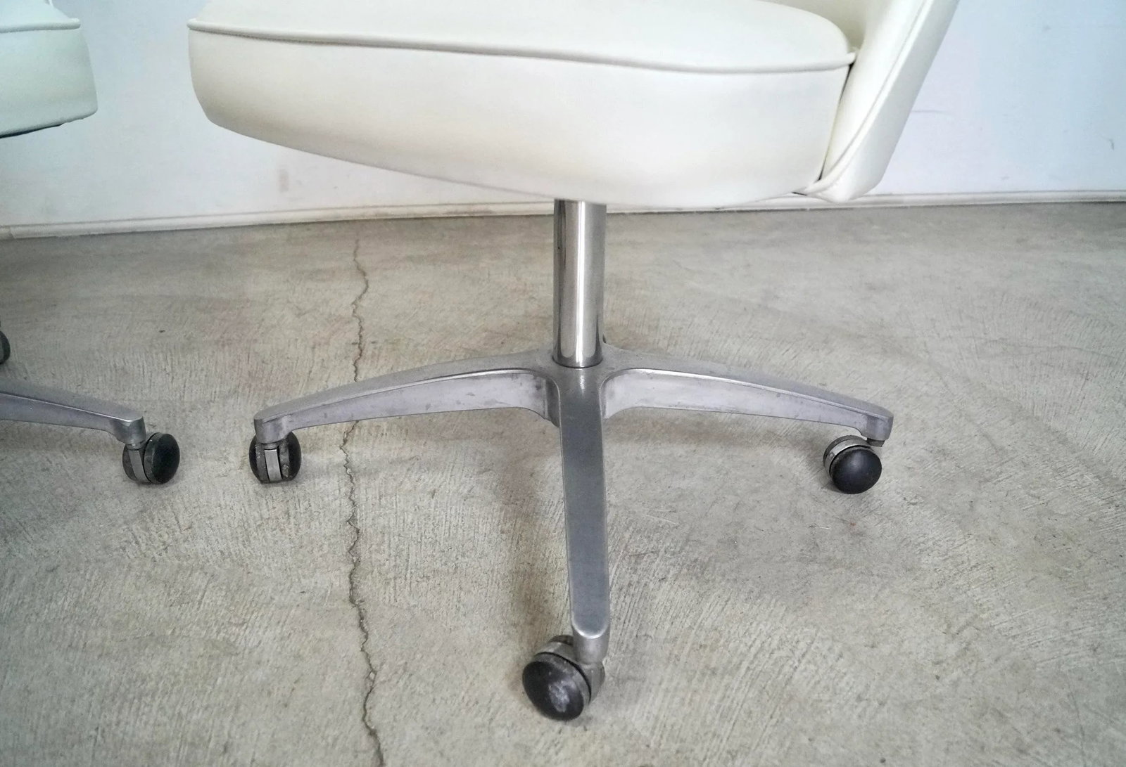 1960's Mid-Century Modern Swivel Desk Chairs - a Pair - 11