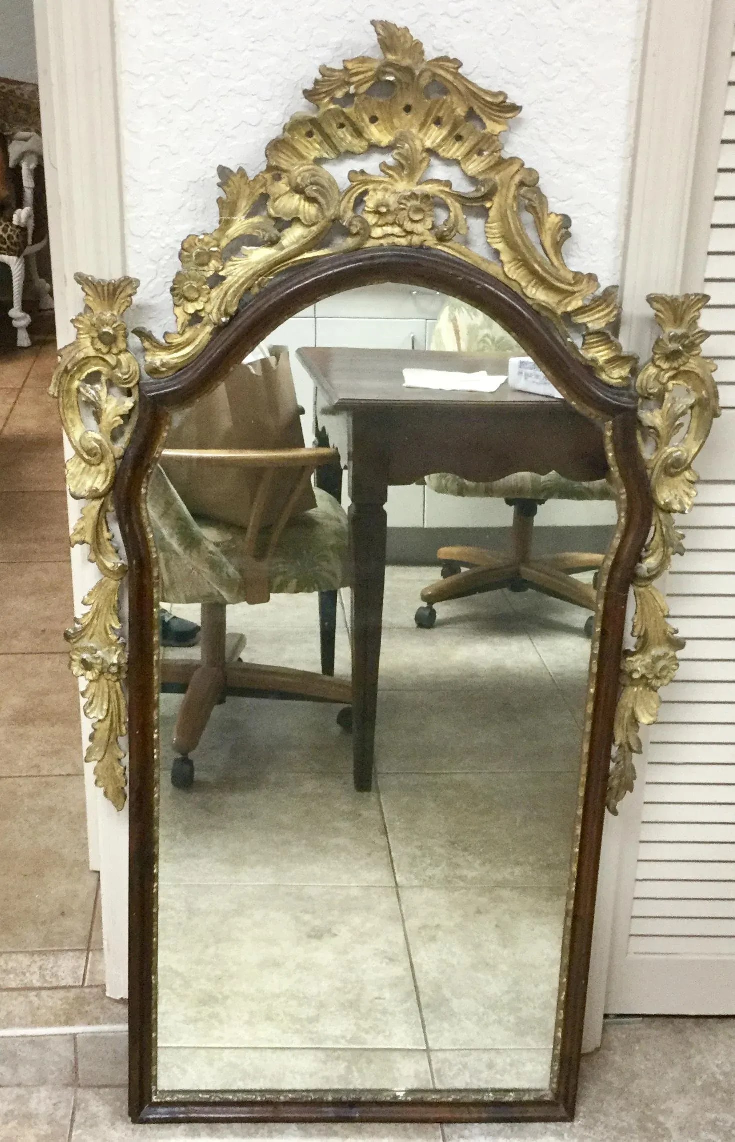 Italian Baroque Stye Giltwood and Ebonized Mirror - 11