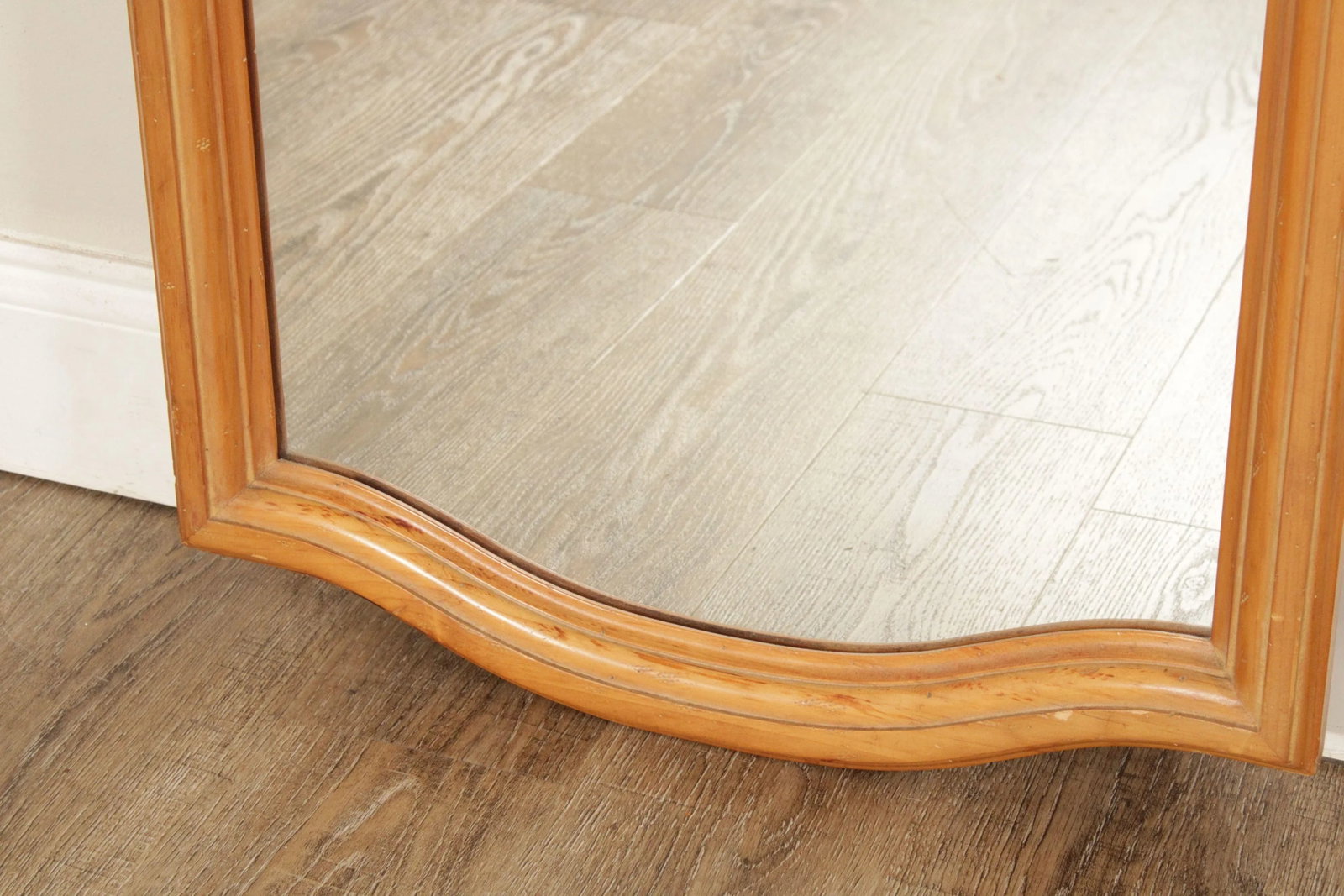 Lexington Chippendale Style Carved Pine Frame Mirror - 10