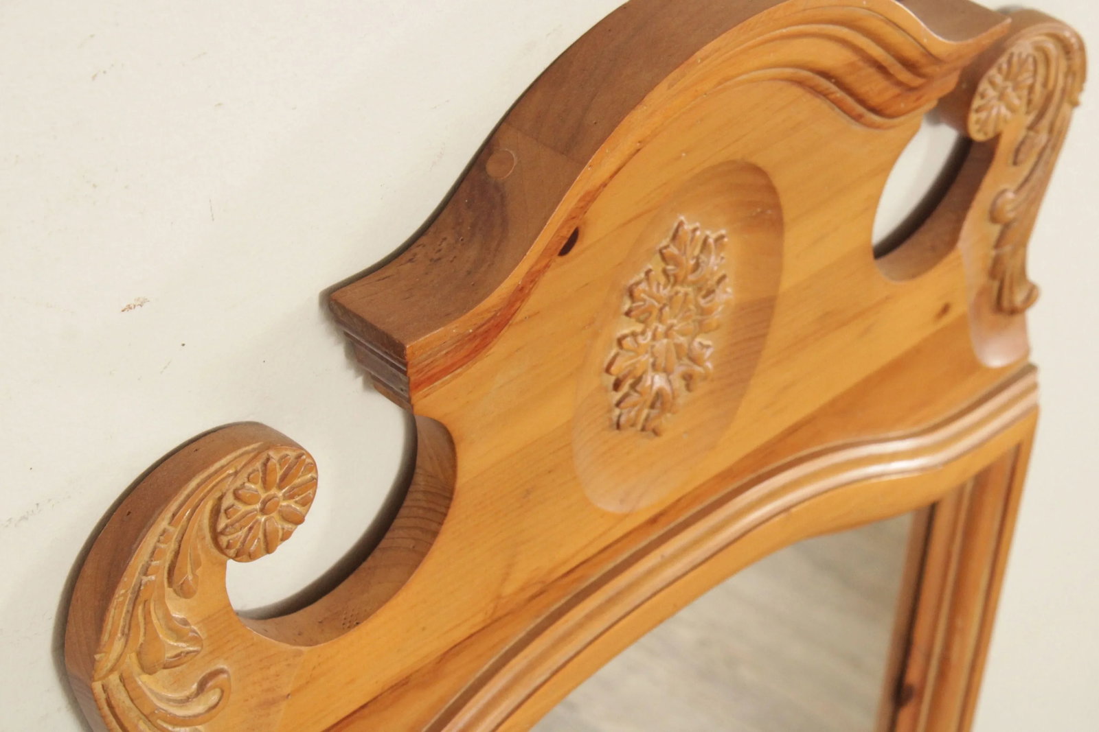 Lexington Chippendale Style Carved Pine Frame Mirror - 12