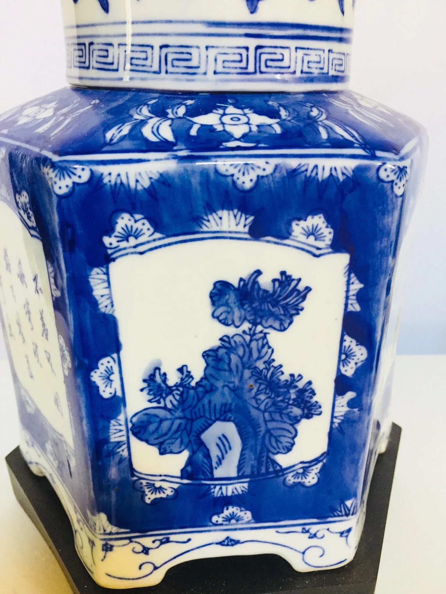 Blue and White Chinese Porcelain Tea Canisters Table Lamps - a Pair - 10