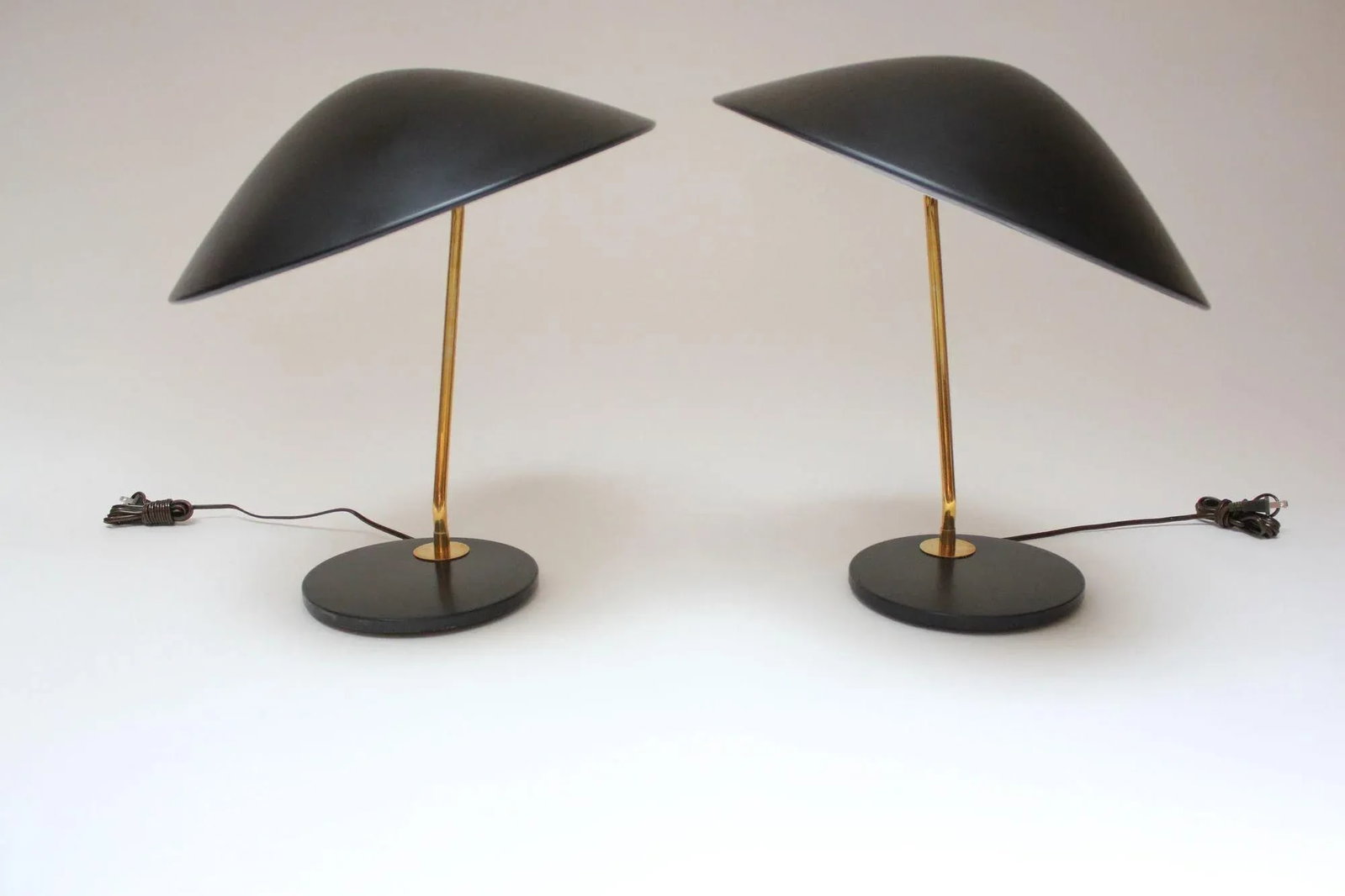Pair of Gerald Thurston for Lightolier Brass and Metal Table Lamps - 5