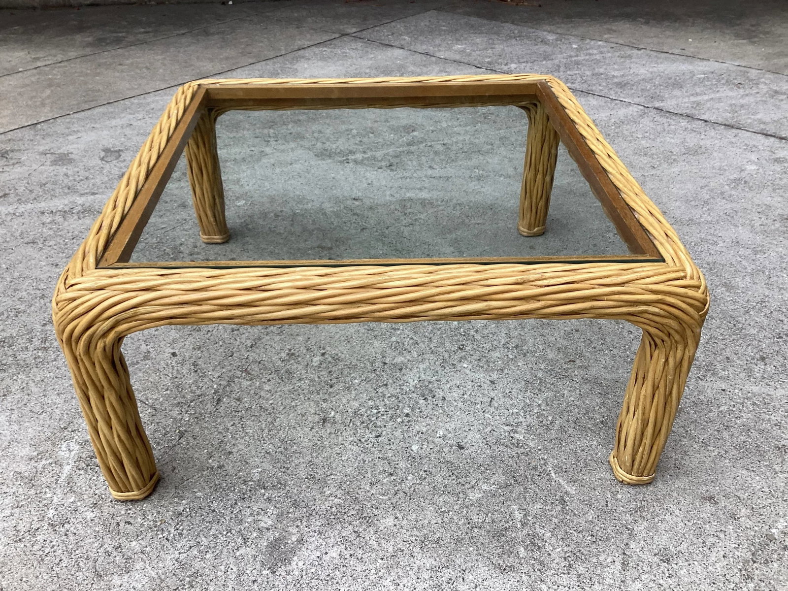 Mid Century Pencil Reed and Rattan Square Cocktail Table With Glass Top - 3