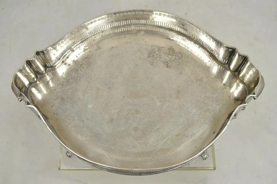 Late 20th Century English Victorian Style Oval Raised Gallery Silver Plated Centerpiece Tray - 4