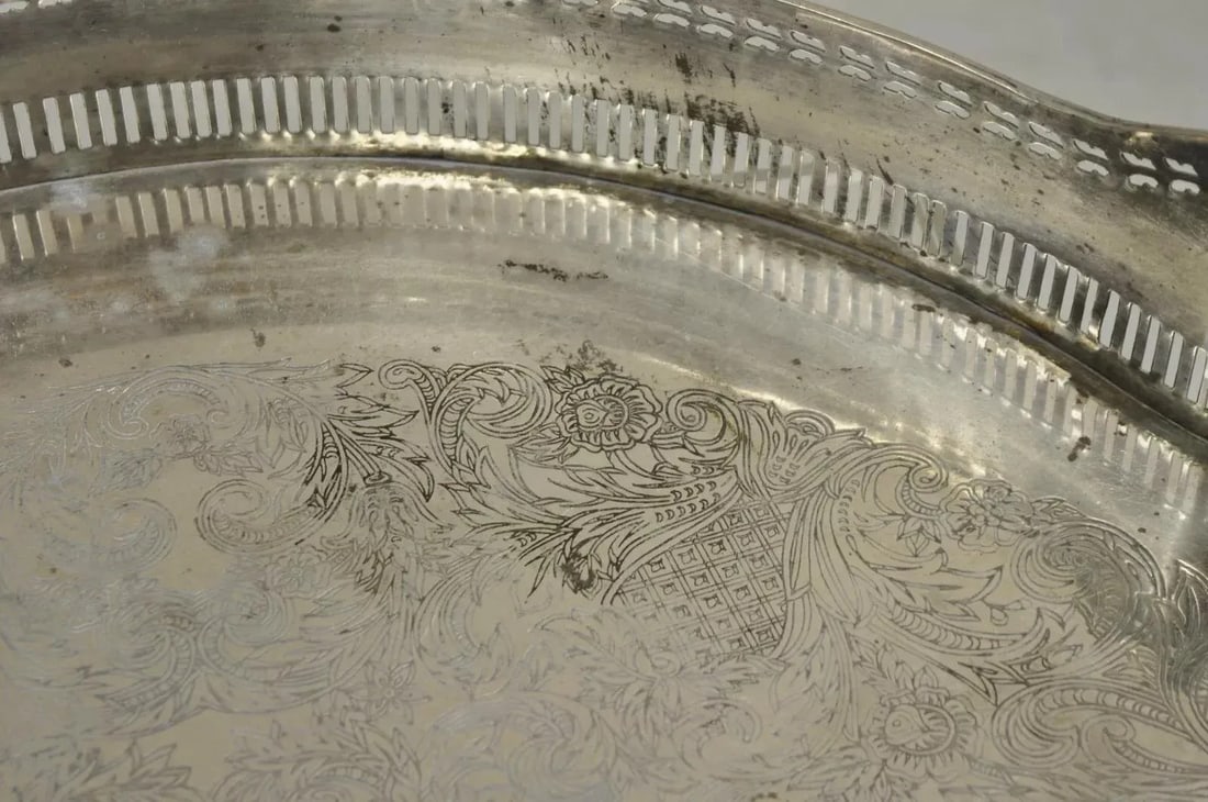 Late 20th Century English Victorian Style Oval Raised Gallery Silver Plated Centerpiece Tray - 8