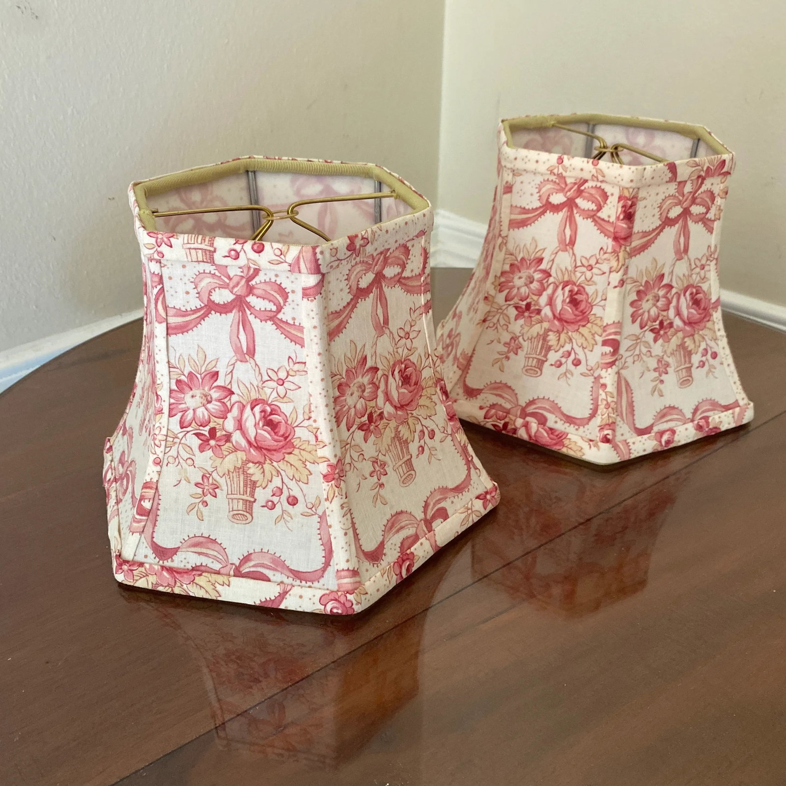 Late 20th Century French Toile Sconces Lamp Shades ~ a Pair - 4