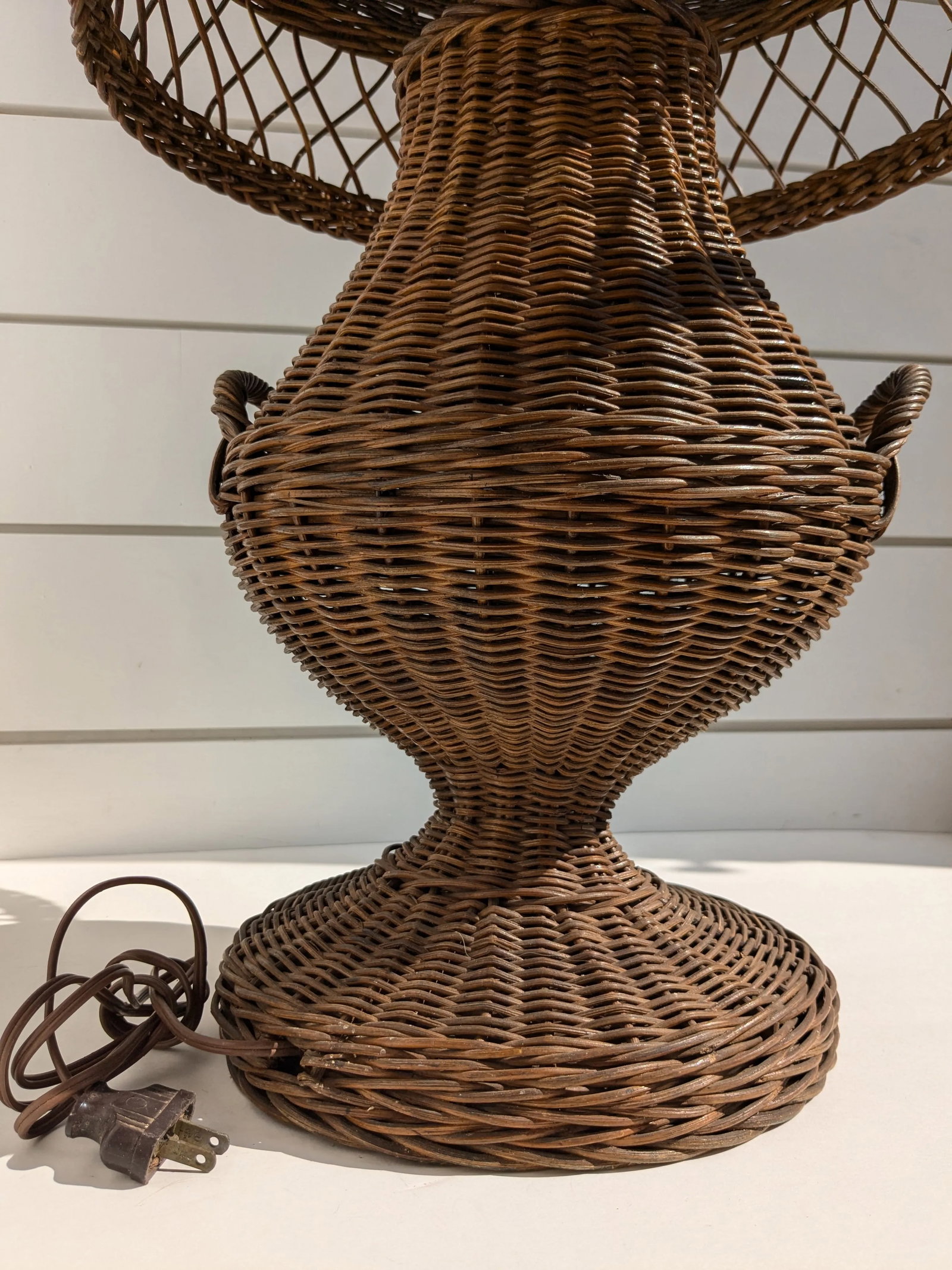 Antique Wicker Arts & Crafts Table Lamp - Early 20th Century - 4