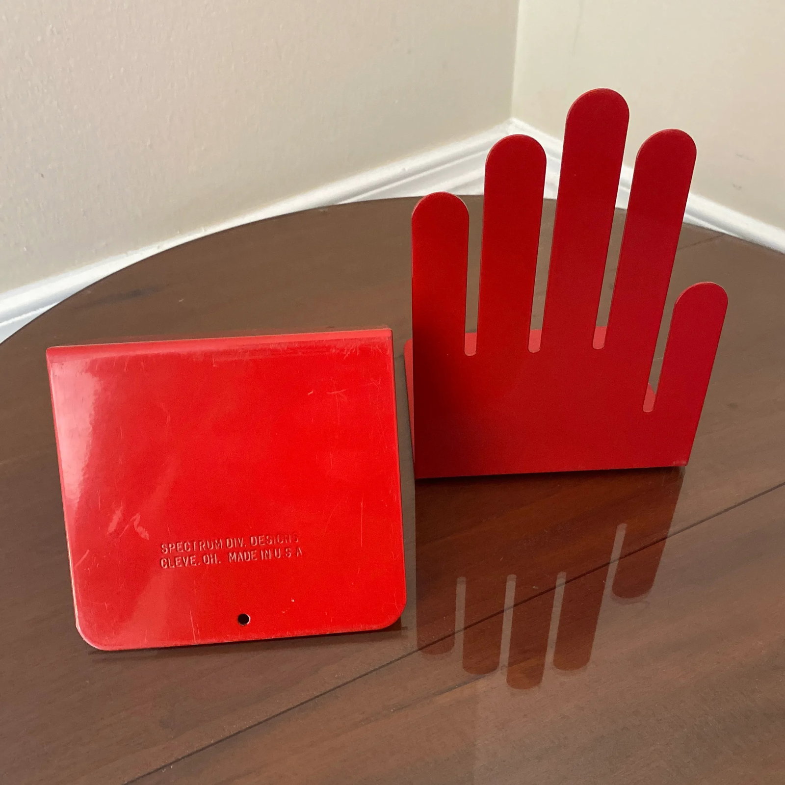 Vintage Spectrum Red Metal Hand Bookends- a Pair - 5