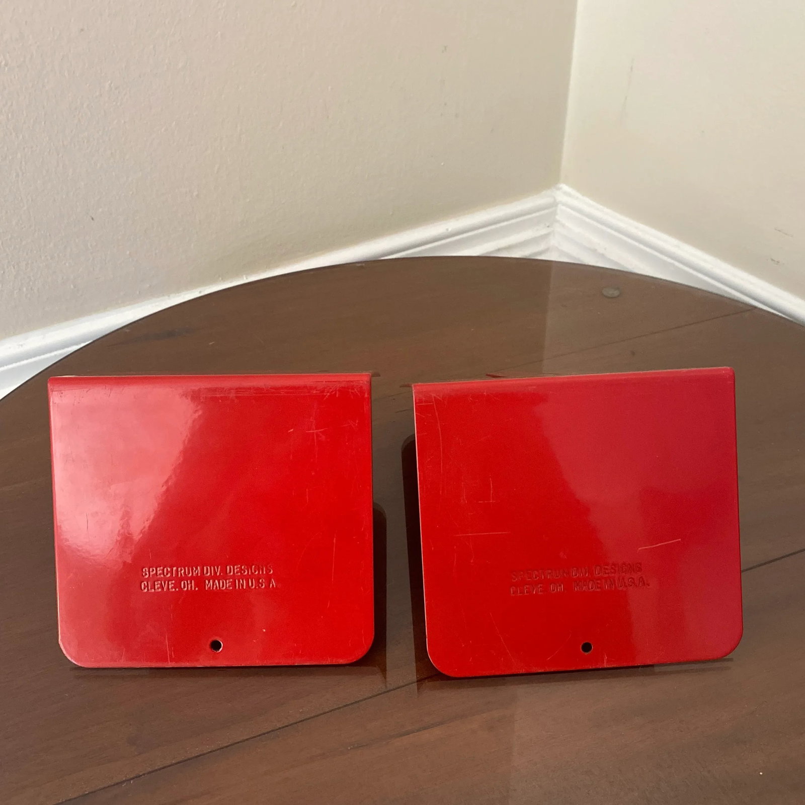 Vintage Spectrum Red Metal Hand Bookends- a Pair - 7