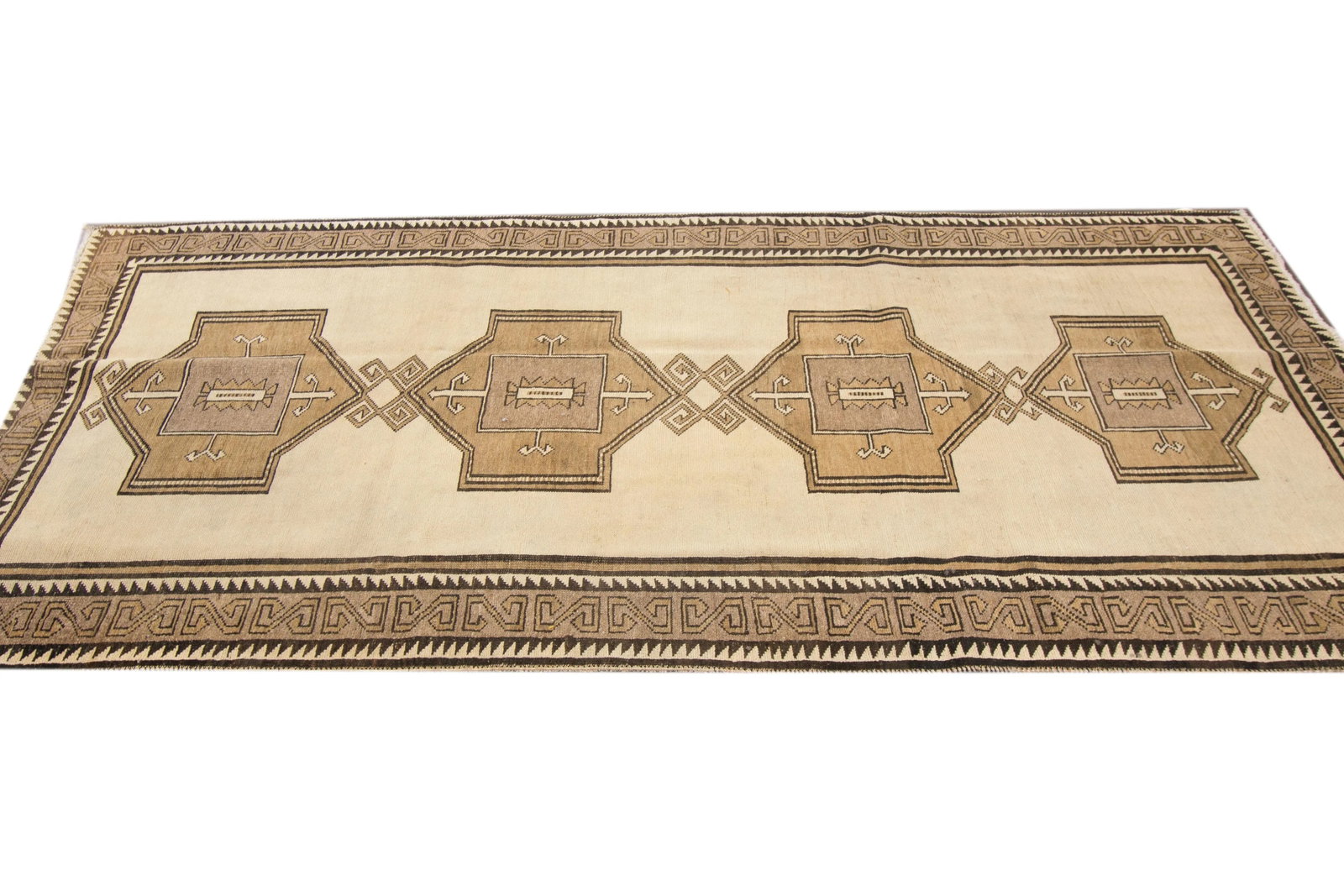 Mid-20th Century Vintage Persian Shiraz Rug - 3'9" X 7'11" - 6