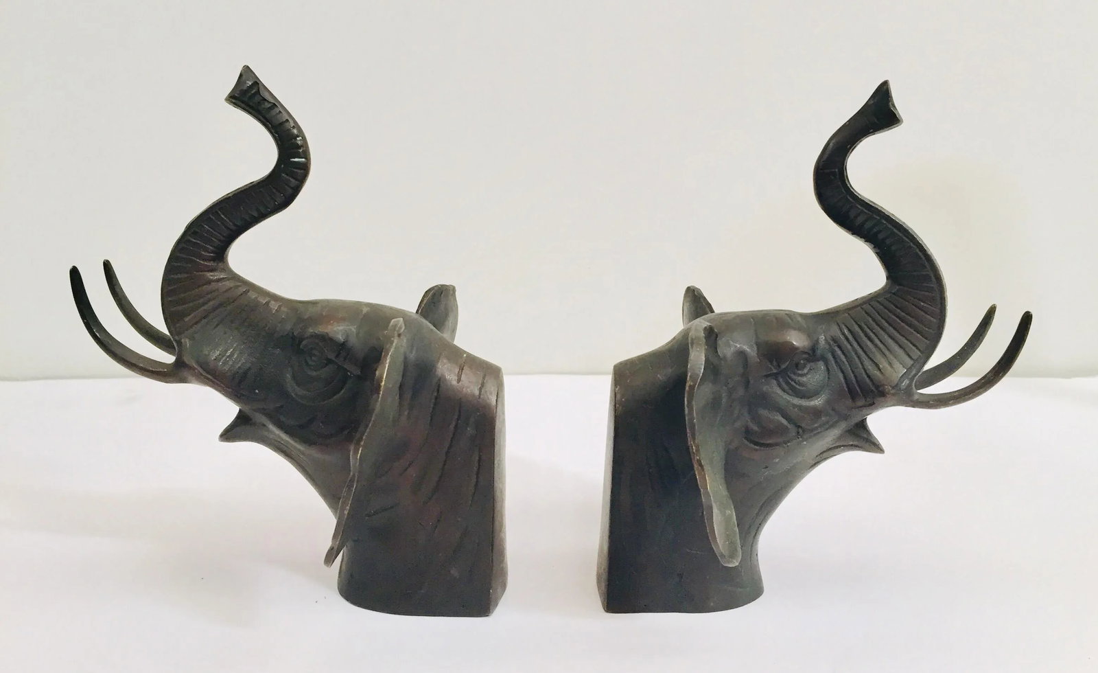 Cast Iron Elephant Heads Bookends - a Pair - 2