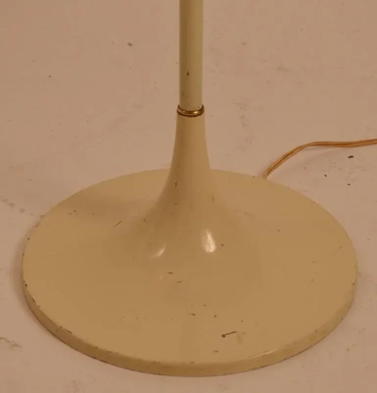 White and Brass B-683 Laurel Floor Lamp, in the Style of Gio Ponti - 5