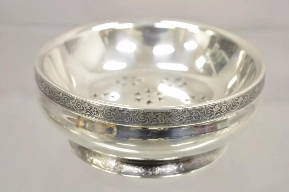 Antique Tiffany & Co Silver Soldered 90-30 Silver Plated Cheese Butter Dish - 2