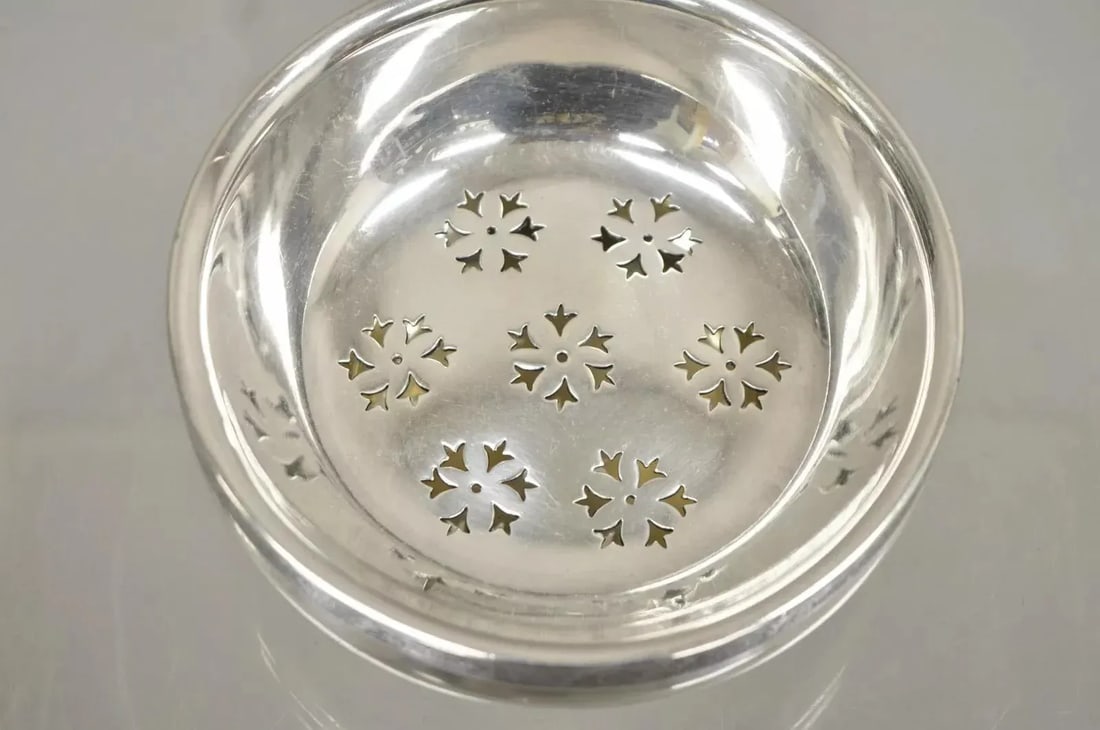 Antique Tiffany & Co Silver Soldered 90-30 Silver Plated Cheese Butter Dish - 4