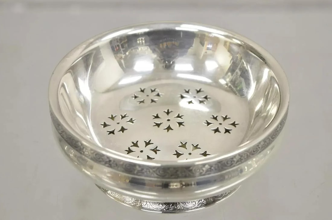 Antique Tiffany & Co Silver Soldered 90-30 Silver Plated Cheese Butter Dish - 8