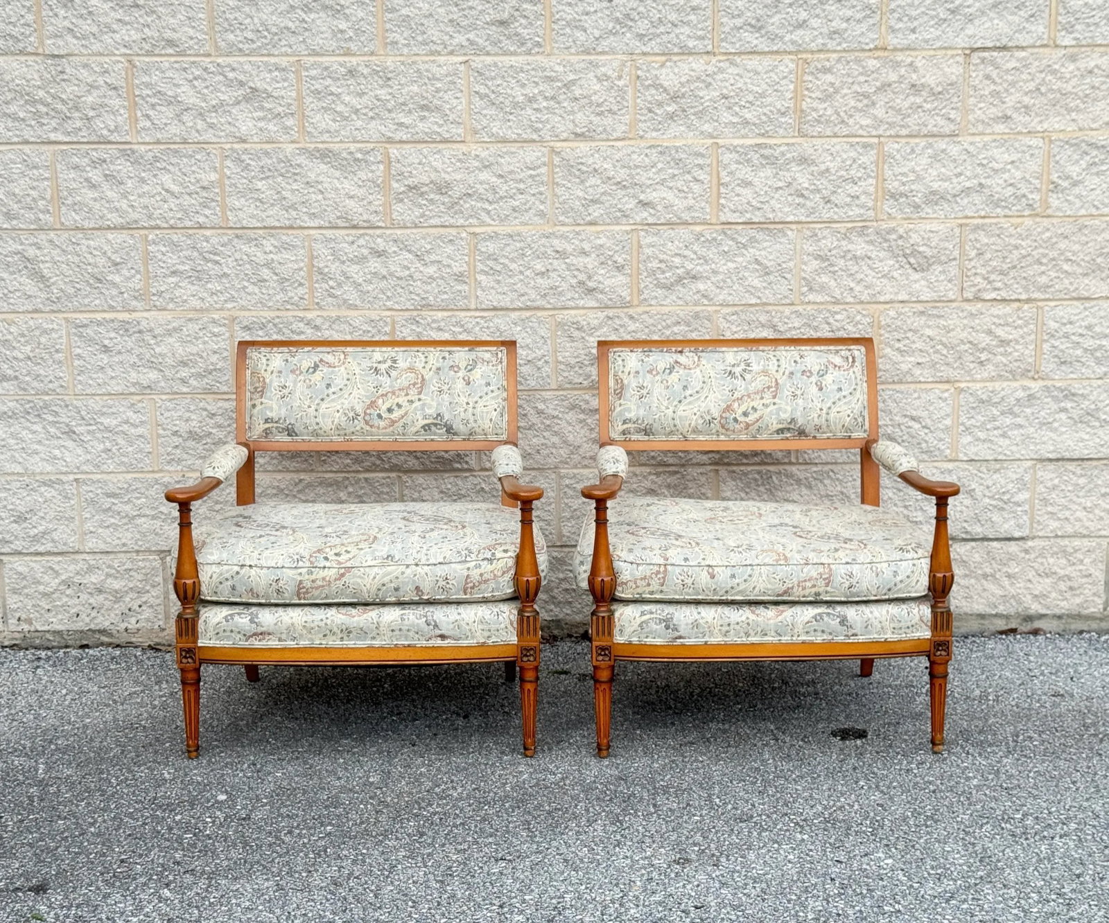 Mid 20th Century Pair of Louis XVI Style Marquis Armchairs - 2