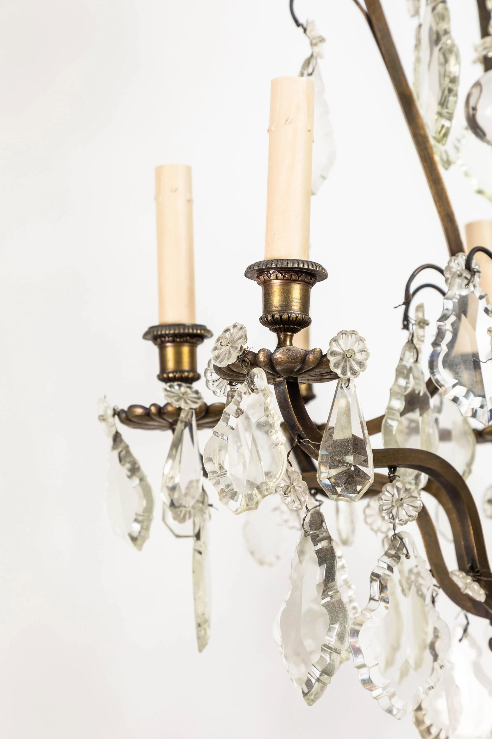 French Rococo Style Bronze 8-Light Chandelier with Handcut Crystals - 4