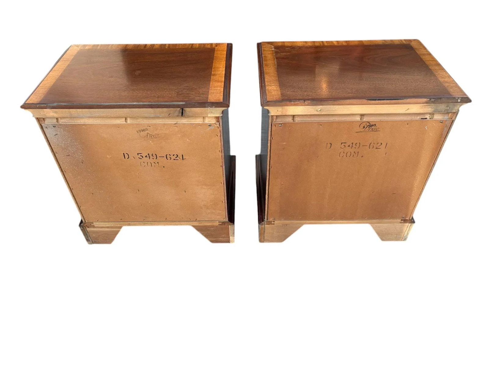 Dixie Chippendale Pair of Banded Mahogany Nightstands - 2