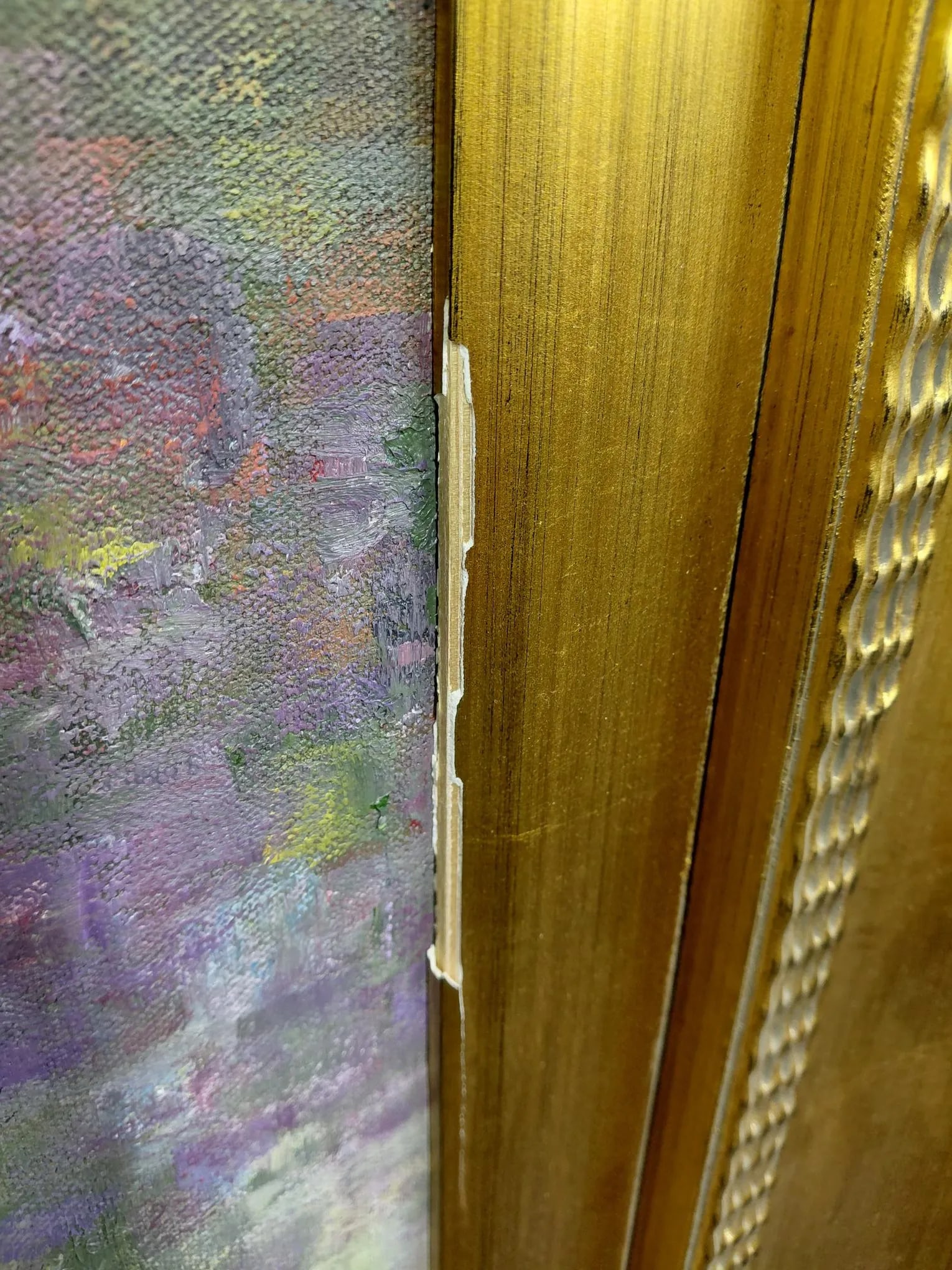 Late 20th Century Framed Signed Greg Singley Irises in Lavender and Gold Oil on Canvas - 11