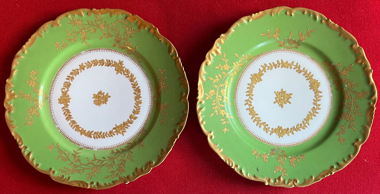 Antique Early 20th Century Higgins & Seiter French Limoges Porcelain Green & Gold Plates - Set of 7 - 7