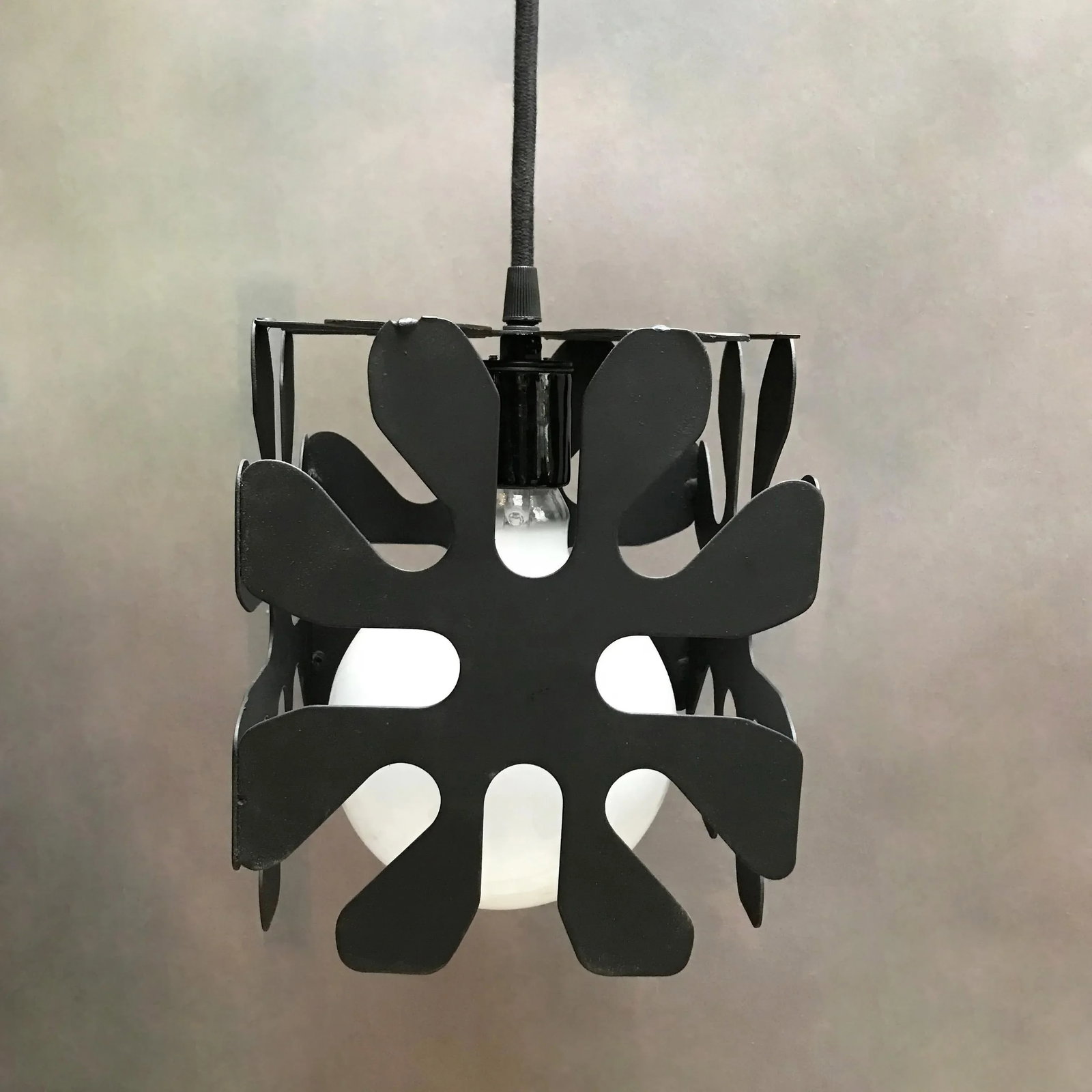 Mid-Century Modern Wrought Iron Cubed Flower Pendant Light - 3