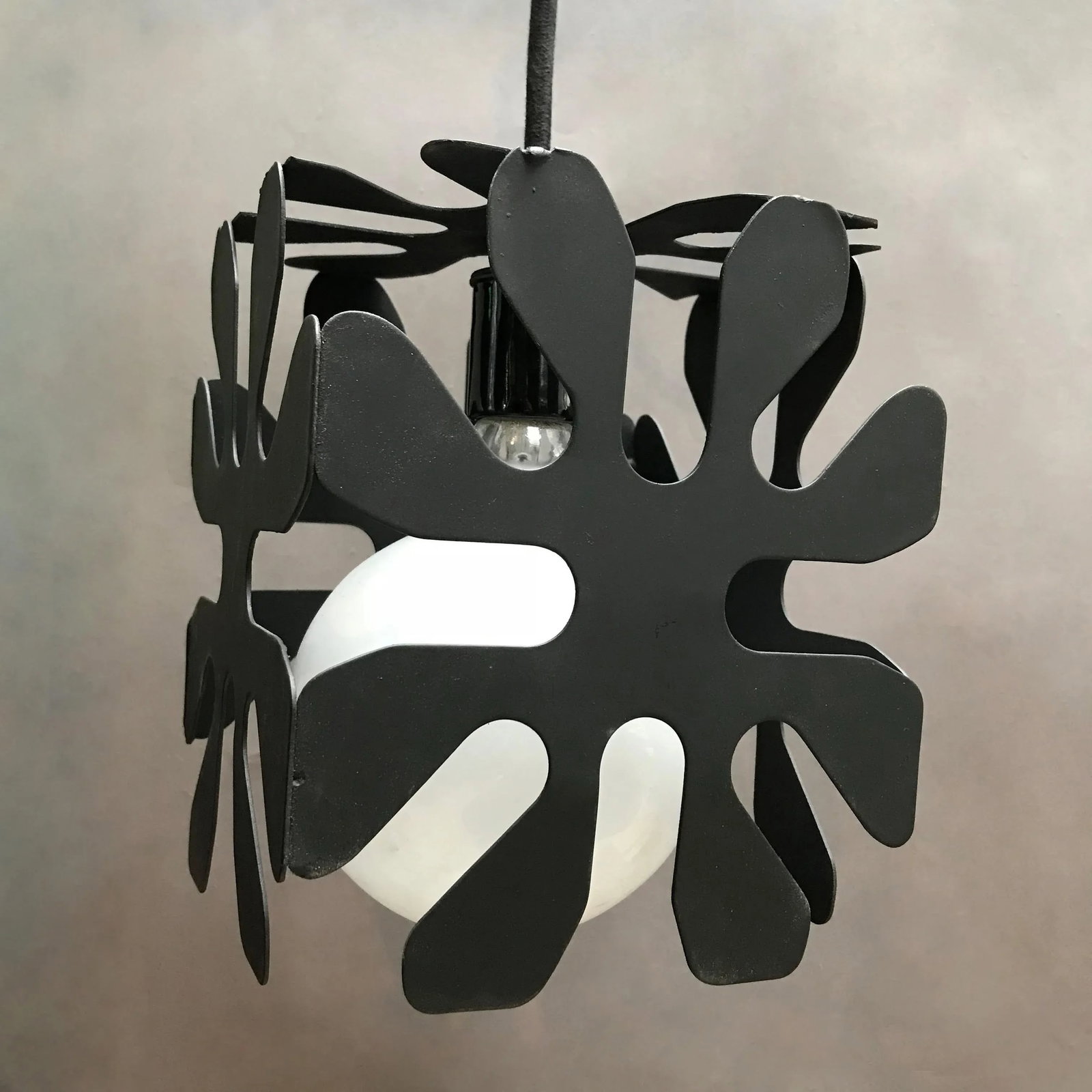 Mid-Century Modern Wrought Iron Cubed Flower Pendant Light - 5