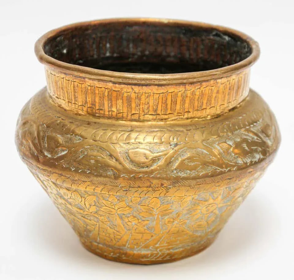 Middle Eastern Islamic Brass Bowl With Egyptian Scene - 3