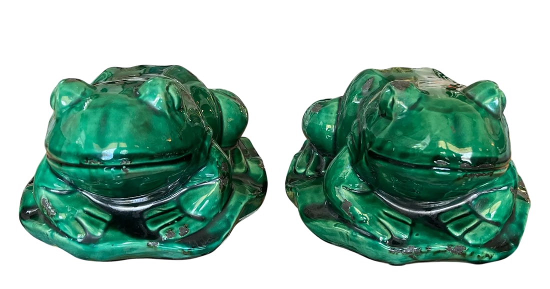 Vintage Glazed Green Ceramic Frogs on Lily Pad Bases Figural Statues - A Pair - 3