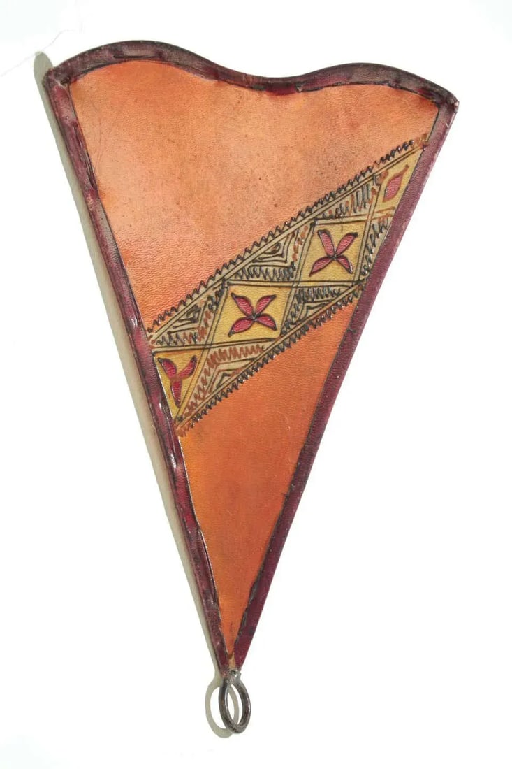 1980s Parchment North African Tribal Art Wall Sconce Attributed to Berber Tribes of Morocco - 8