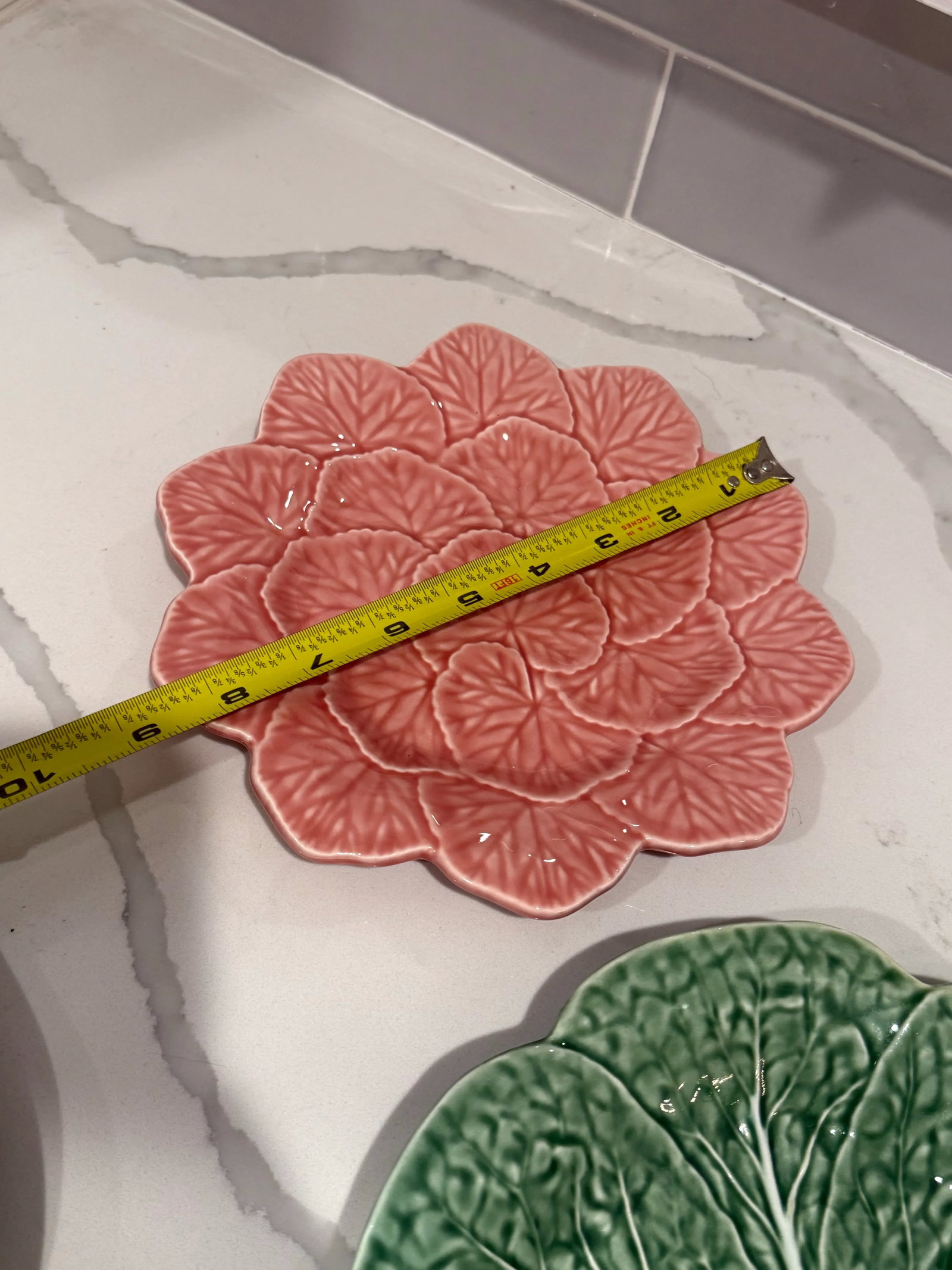 Collection of Five Plates Including Bordallo Pinheiro Cabbage Ware - 3