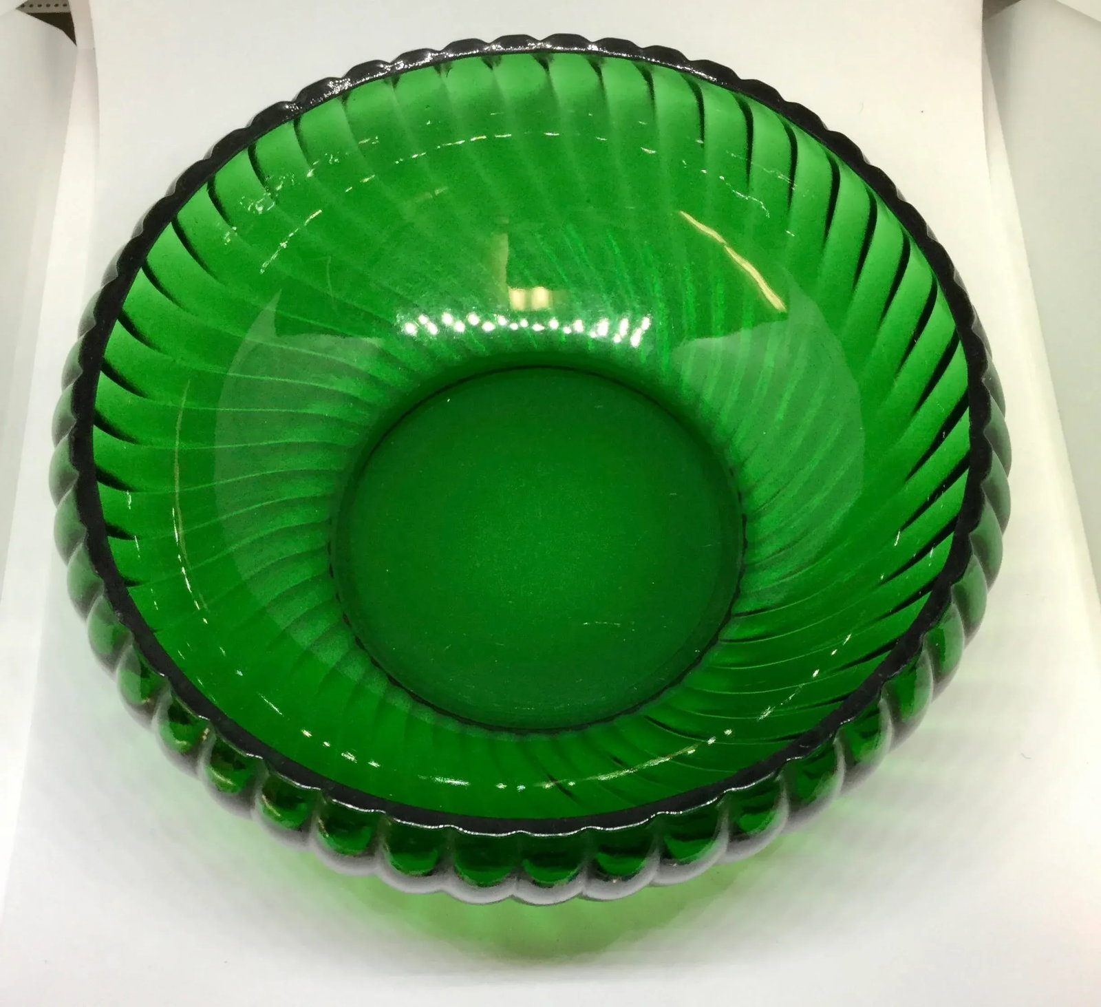 1950s Swirling Green Glass Serving Bowl - 5