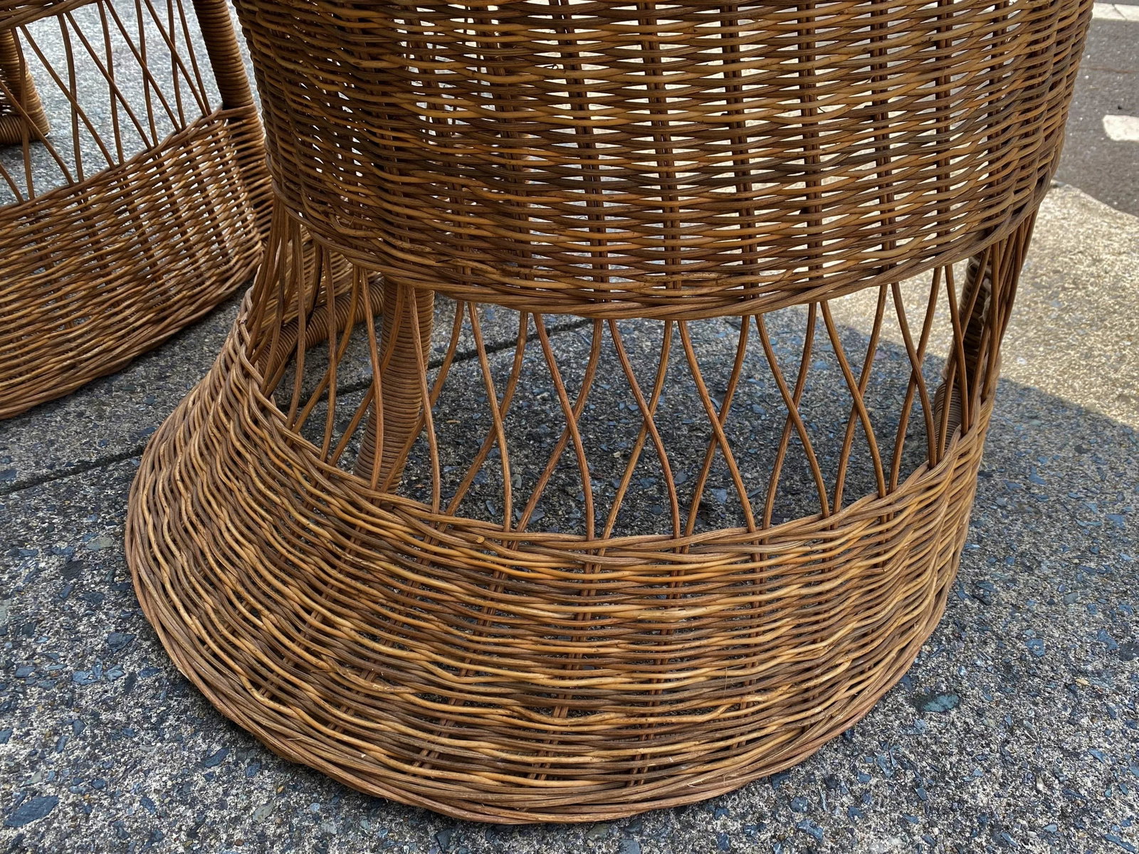 Natural Wicker Mid Century Barrel Chairs With Fishing Upholstery & Pillows - a Pair - 11