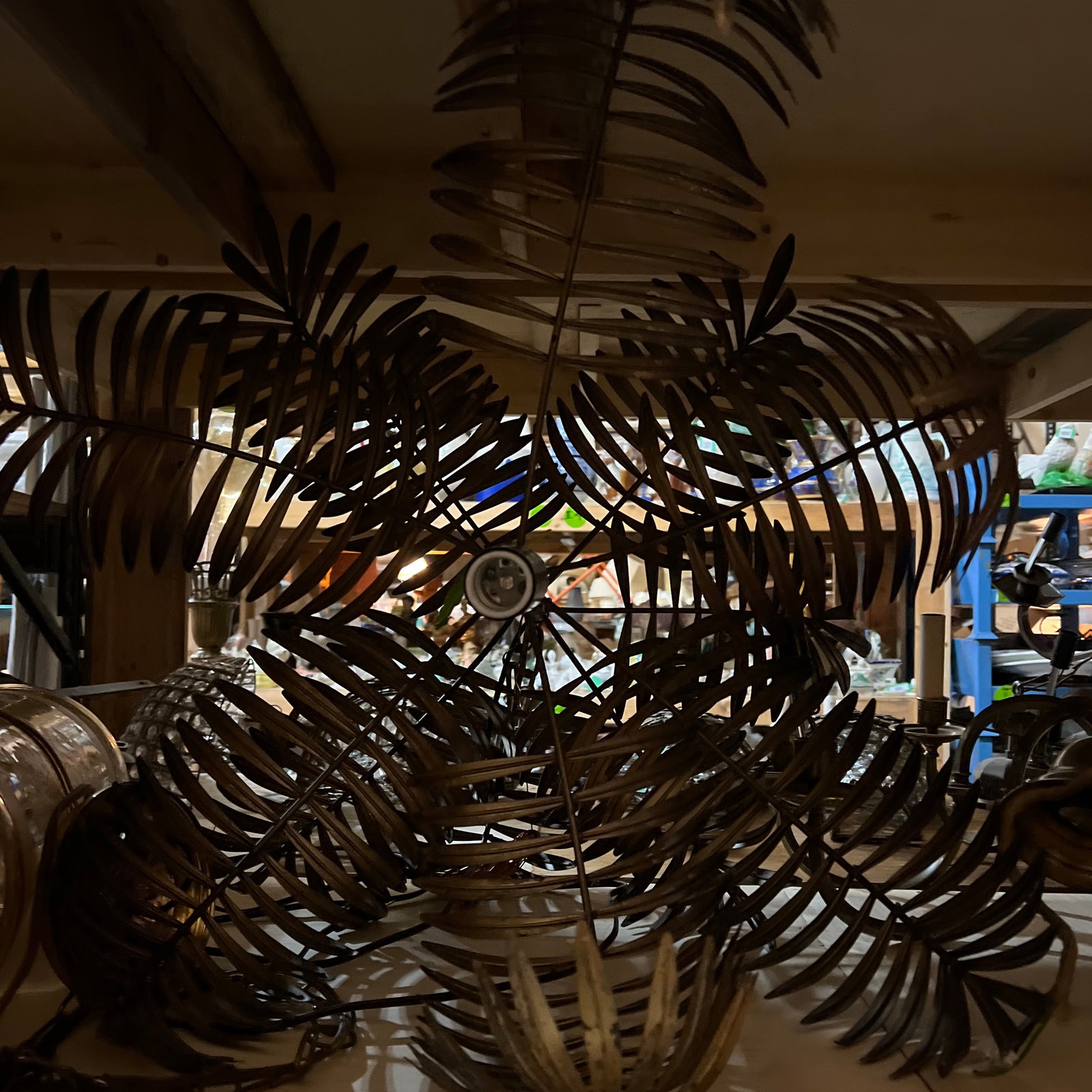 1970s Gold Medal Palm Leaf Chandelier - 4