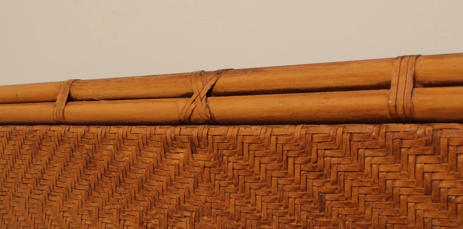 Henredon Rattan & Woven Leather Wall Mirror - 9