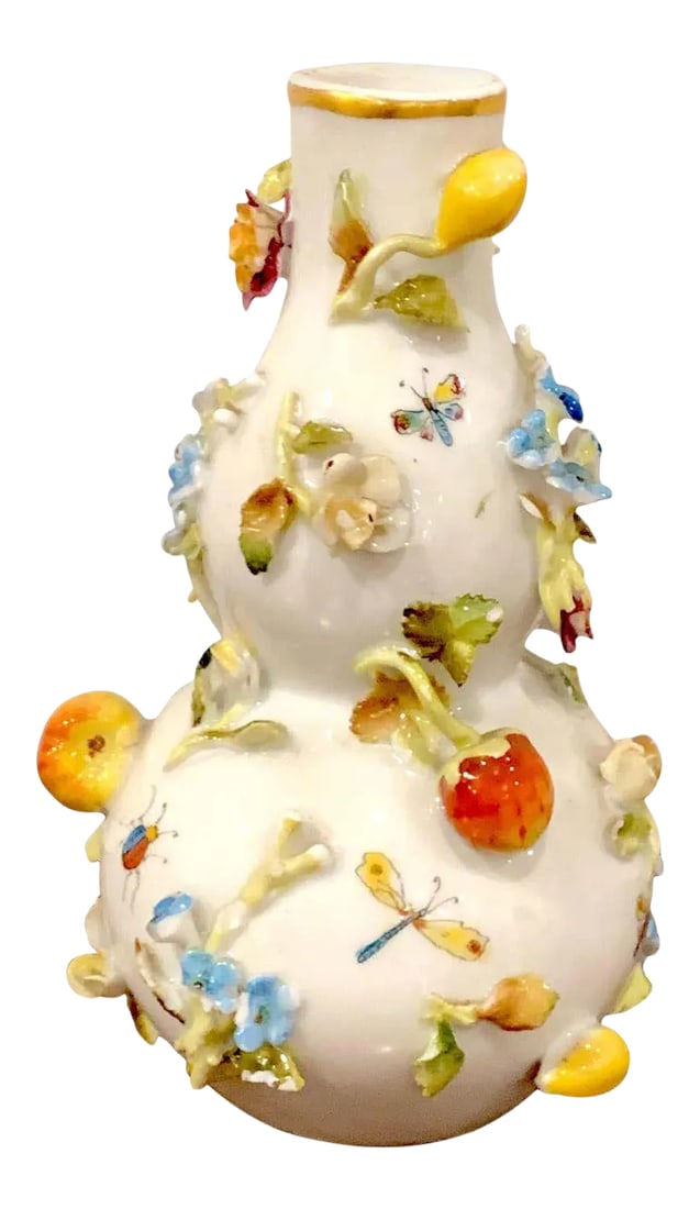 19th Century Meissen Cabinet Vase With Applied Fruits and Flowers: Meissen cabinet vase with applied fruits and flowers, exquisite gourd bottle shape with numerous applied fruits and flowers, and painted with insects. Various all-over minor damages, presents well,