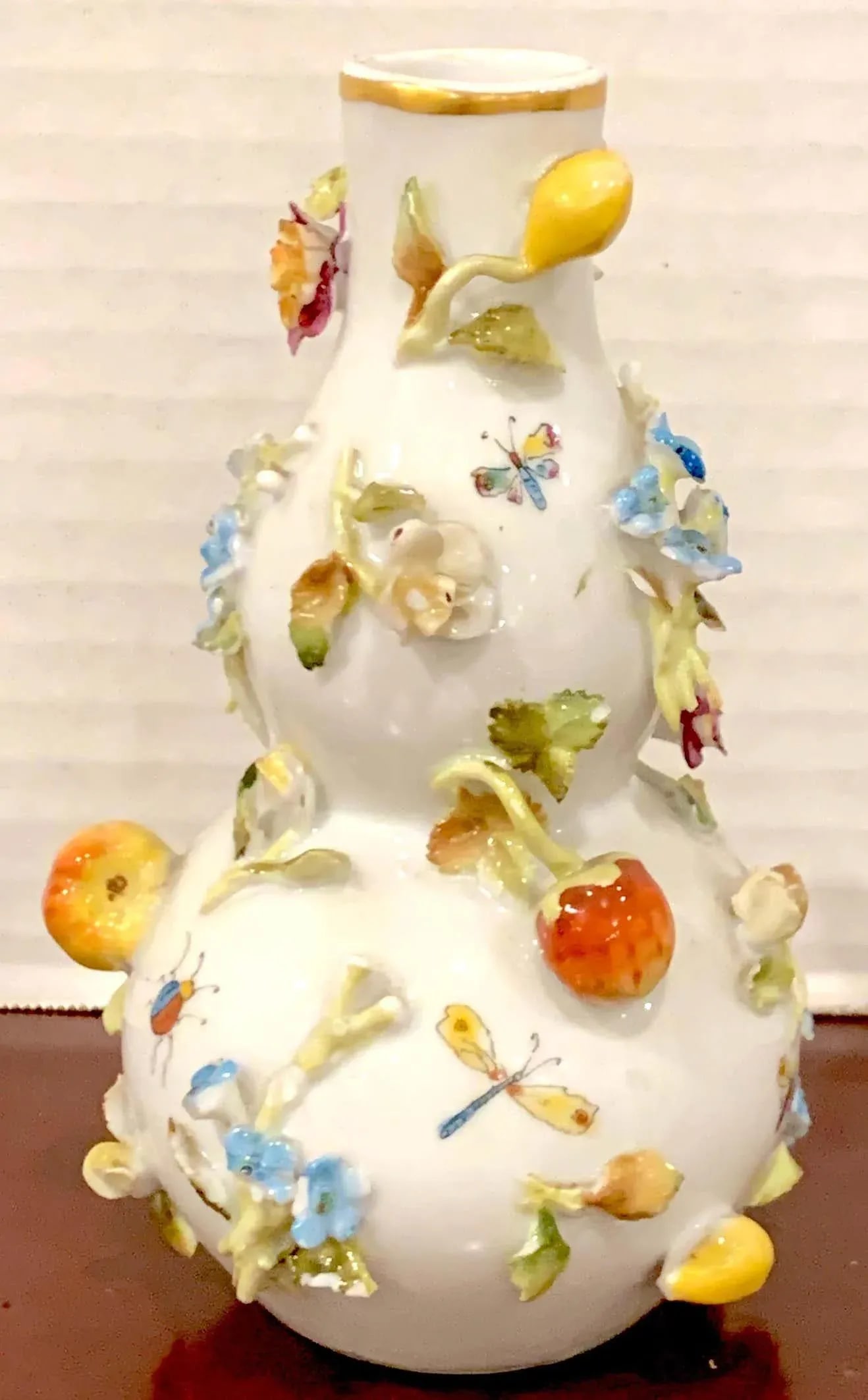 19th Century Meissen Cabinet Vase With Applied Fruits and Flowers - 2
