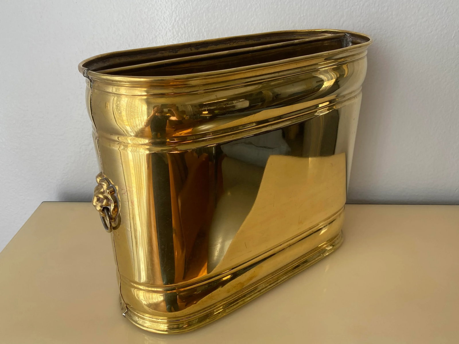 1970s Brass Lion Motif Magazine Holder - 3
