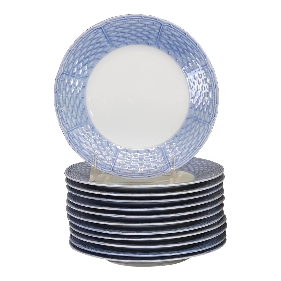 Mid 20th Century English Porcelain Blue and White Basketweave Plates for Salad, Cake or Hors d'Oeuvr: Set 12 English porcelain blue and white plates for salad, cake or hors d'oeuvres. Decorated with a relief molded basketweave border. Measure 7 3/4" diameter x 3/4". Good condition. Condition: