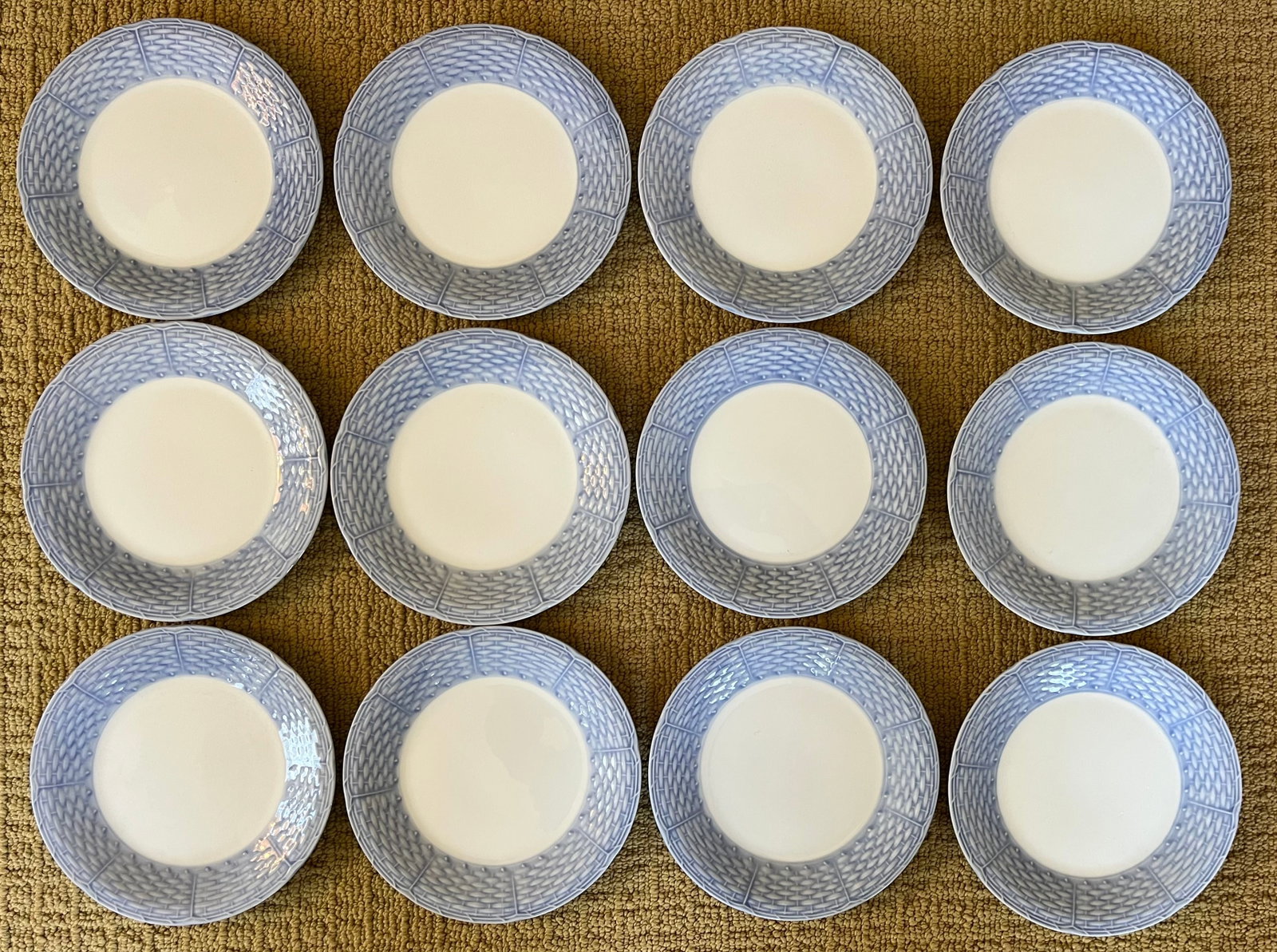 Mid 20th Century English Porcelain Blue and White Basketweave Plates for Salad, Cake or Hors d'Oeuvr - 6