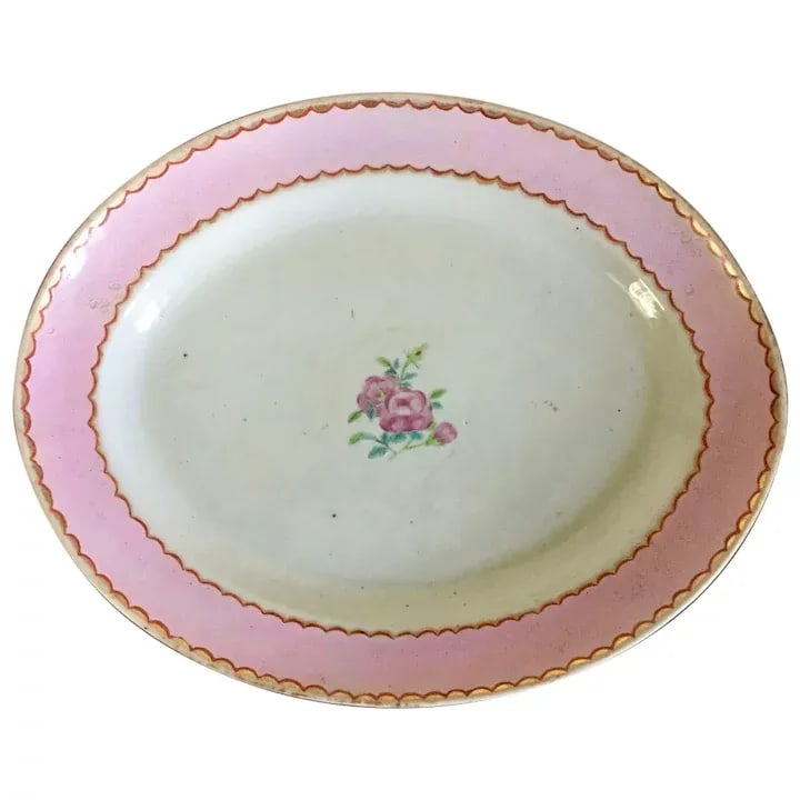 18th Century Chinese Export Porcelain Oval Platter with Pink Band - 11