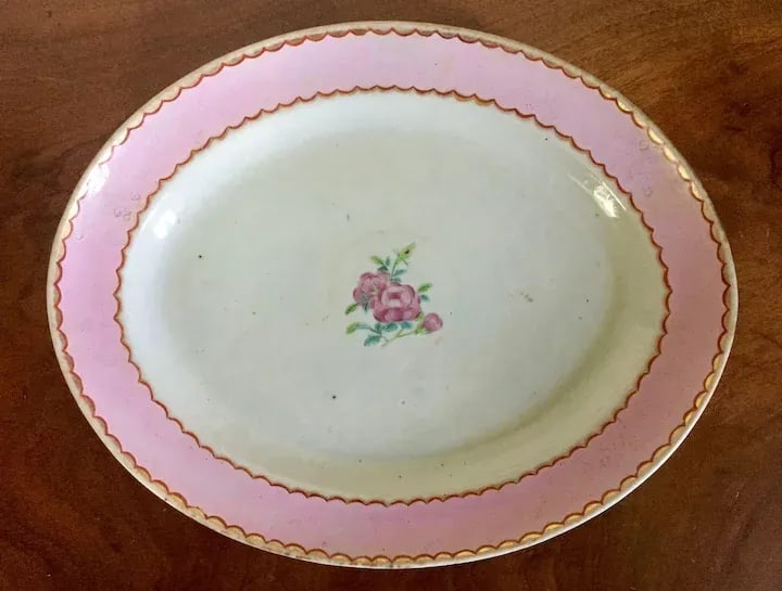 18th Century Chinese Export Porcelain Oval Platter with Pink Band - 6