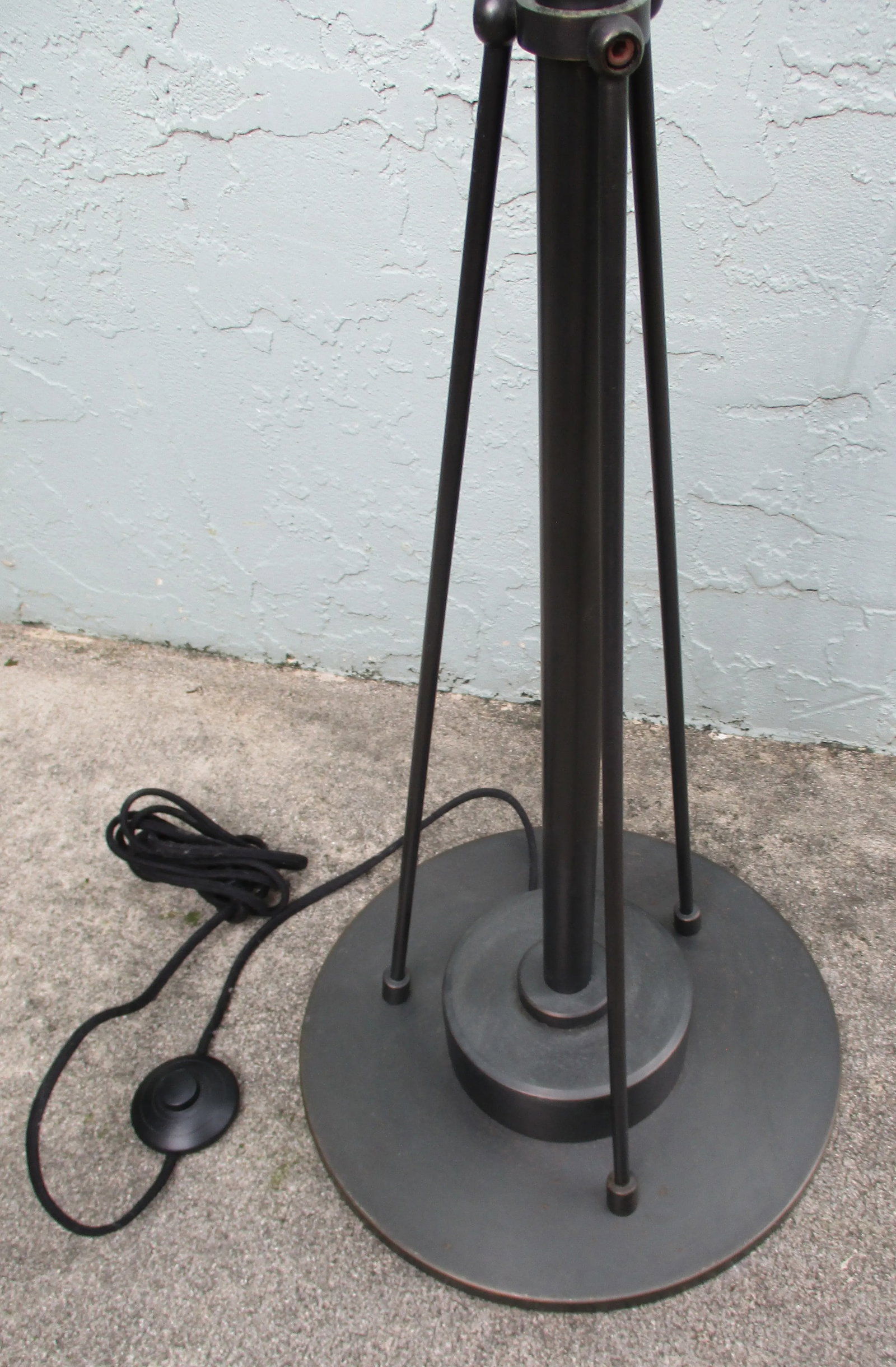 Architectural Counter Balance Counterpoise Floor Lamp in the Style of Edouard-Wilfred Buquet - 10