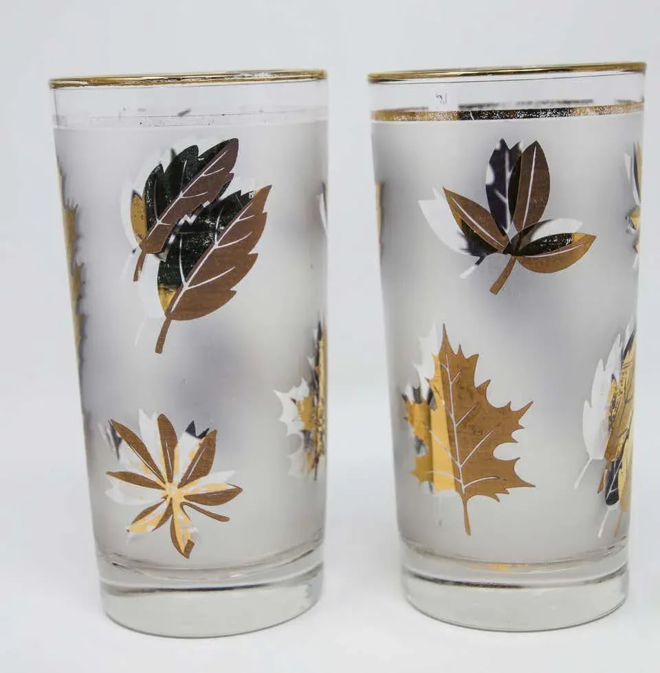 Vintage Mid 20th Century Cocktail Glasses by Libbey with Gold Leaf Design - Set of 4 - 10