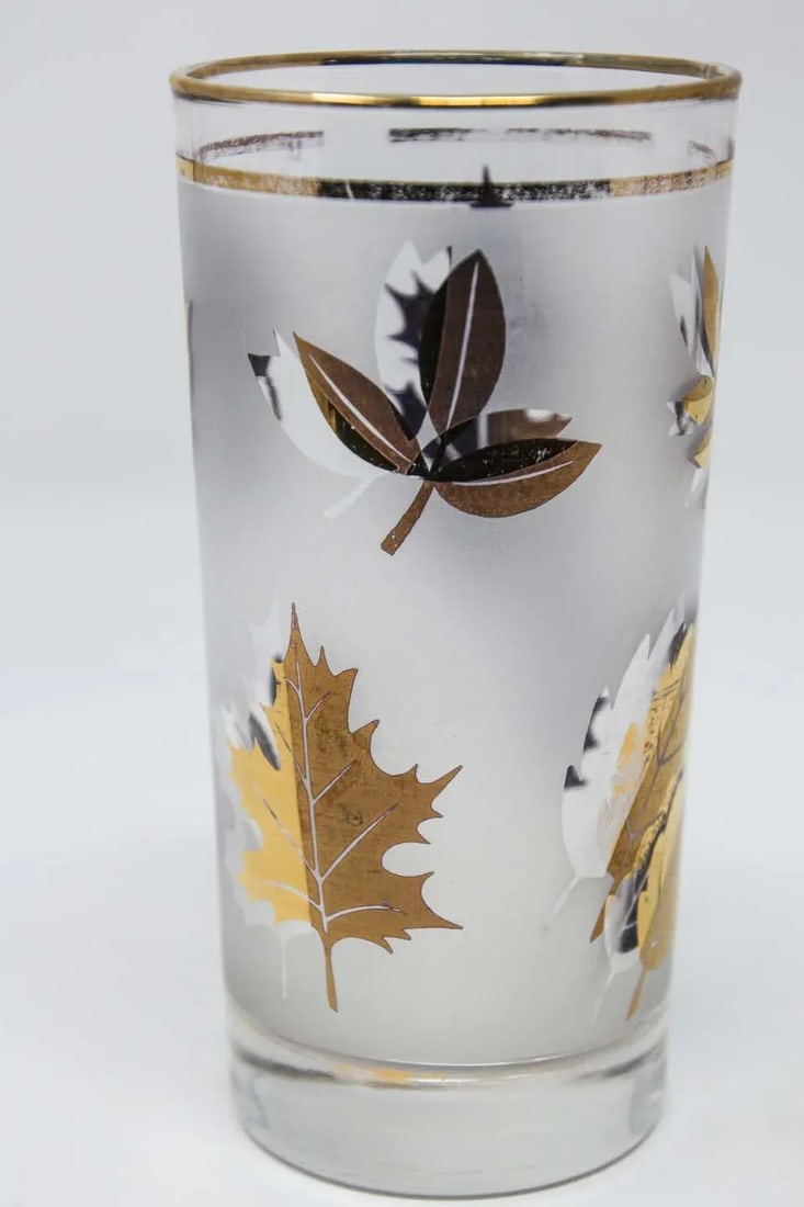 Vintage Mid 20th Century Cocktail Glasses by Libbey with Gold Leaf Design - Set of 4 - 11