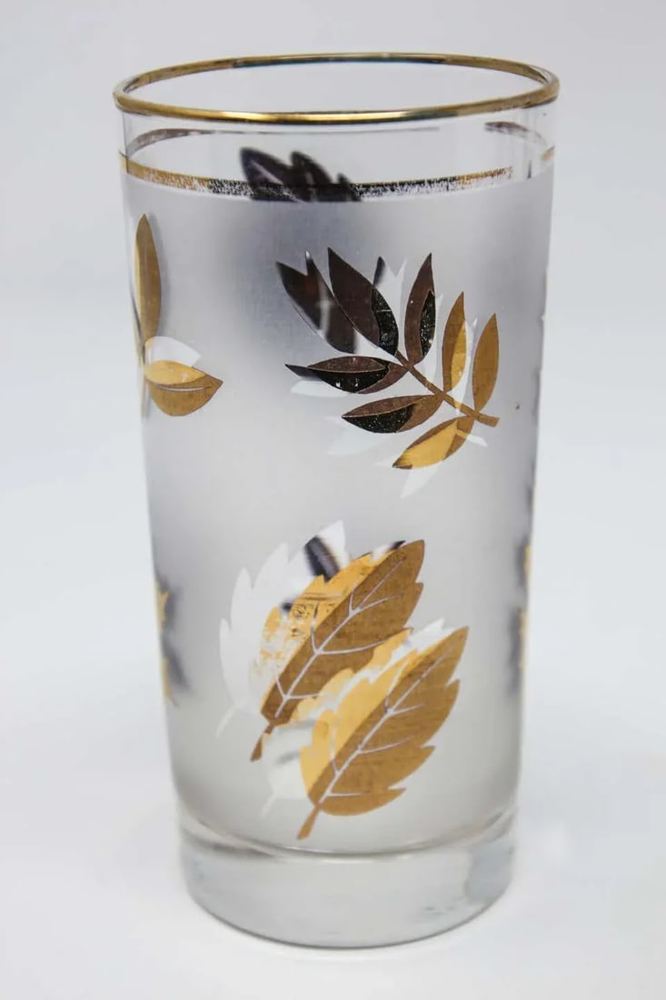Vintage Mid 20th Century Cocktail Glasses by Libbey with Gold Leaf Design - Set of 4 - 4